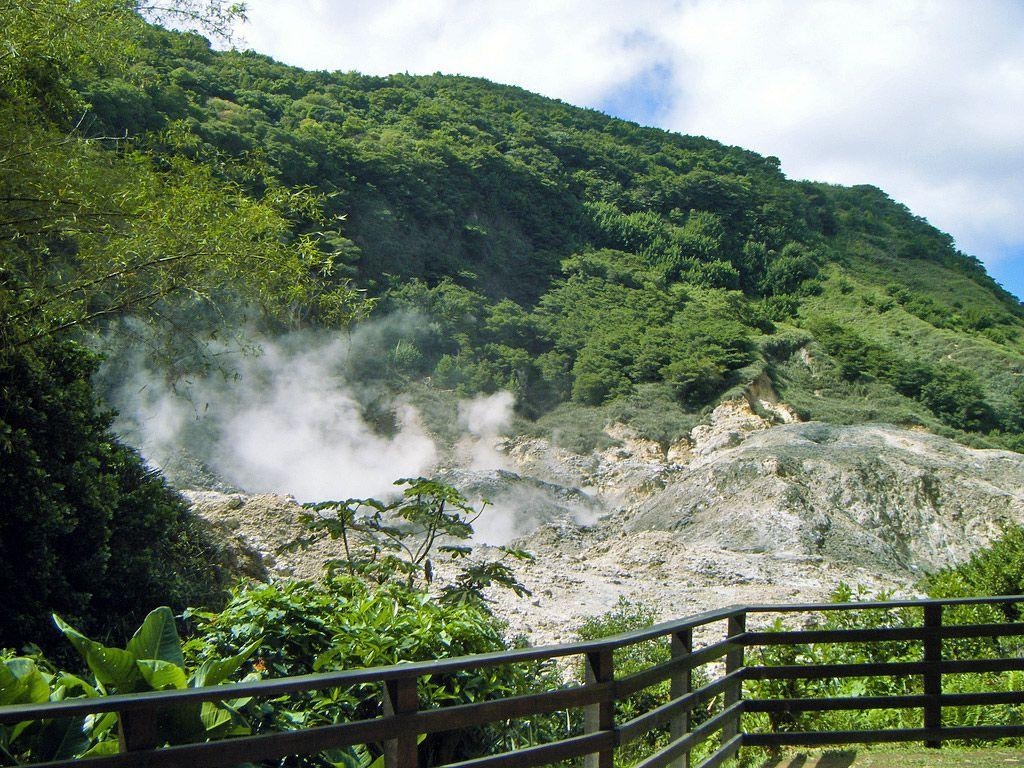 1030x770 Saint Lucia and landmarks, Desktop