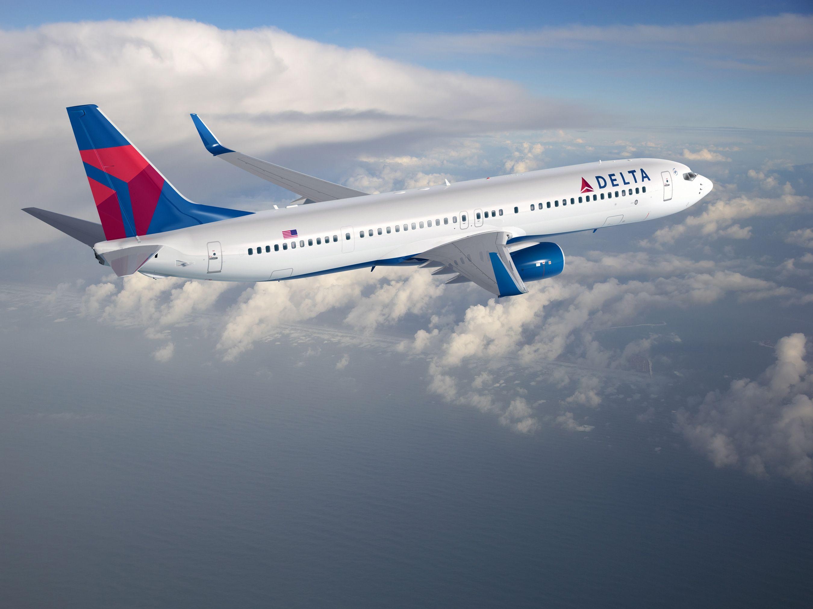 2700x2030 Delta 737 900ER Wallpaper, Desktop