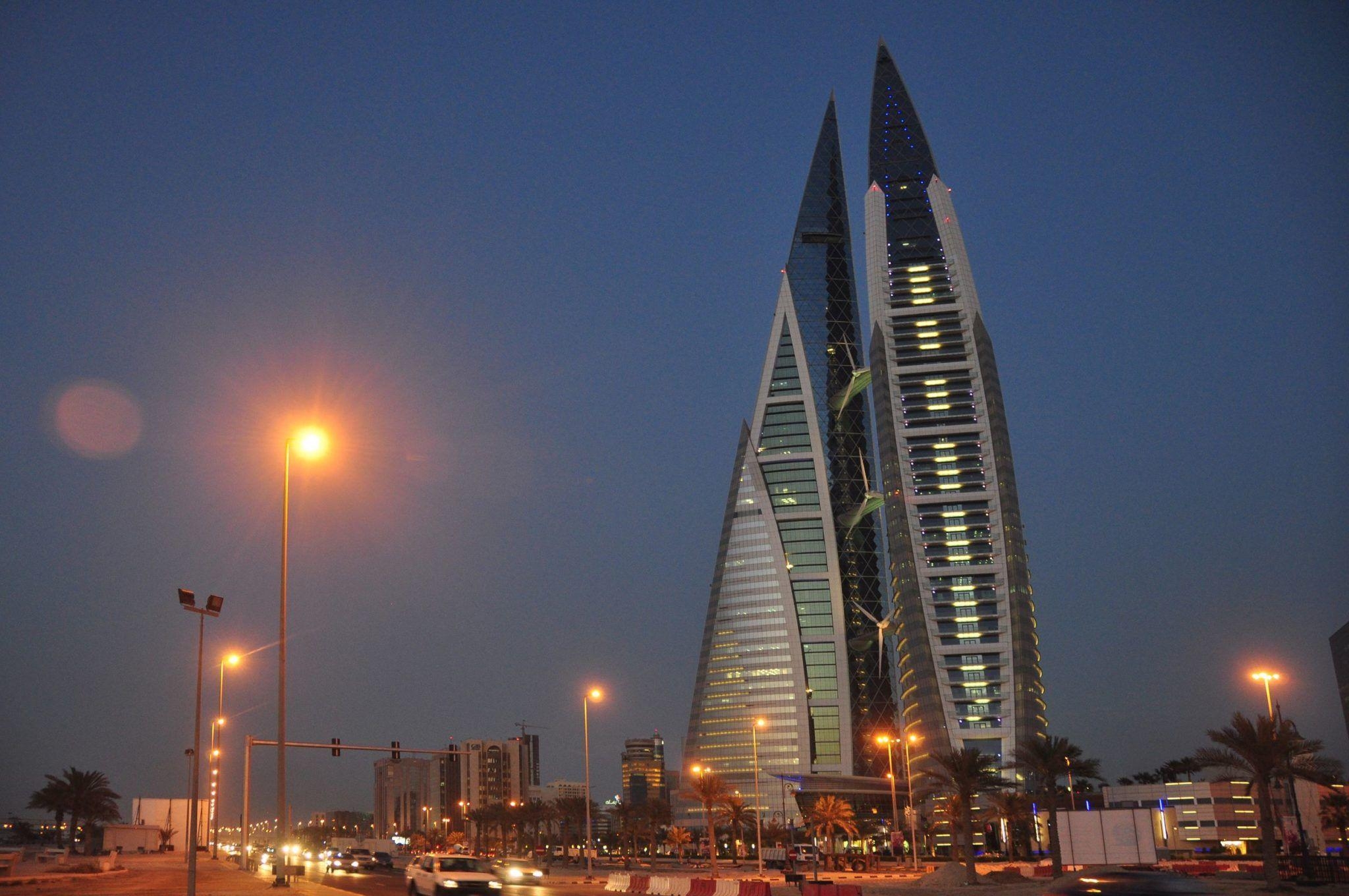 2050x1360 Bahrain World Trade Center in Manama, Layover Guide, Desktop