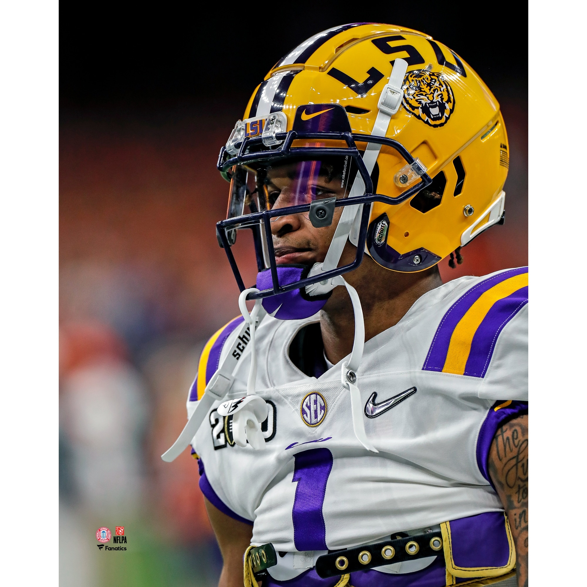 2000x2000 Ja'Marr Chase LSU Tigers Unsigned Close Up Photograph, Phone