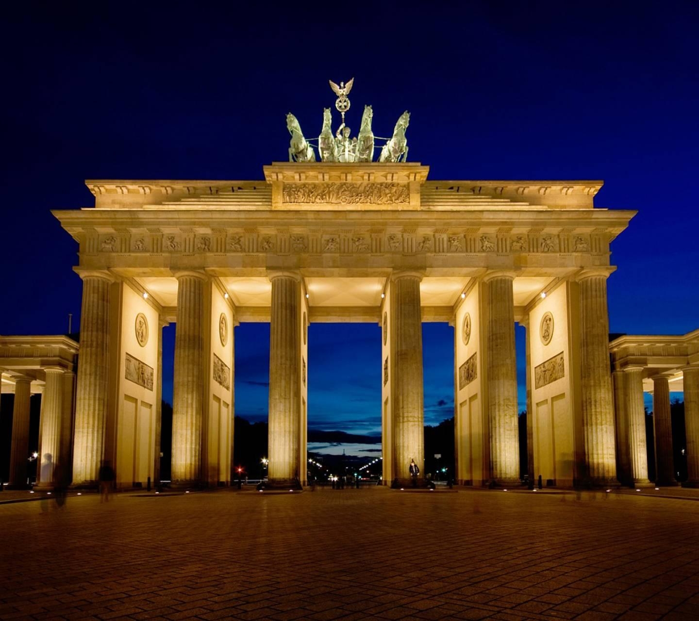 1440x1280 Brandenburg Gate Wallpaper, Desktop