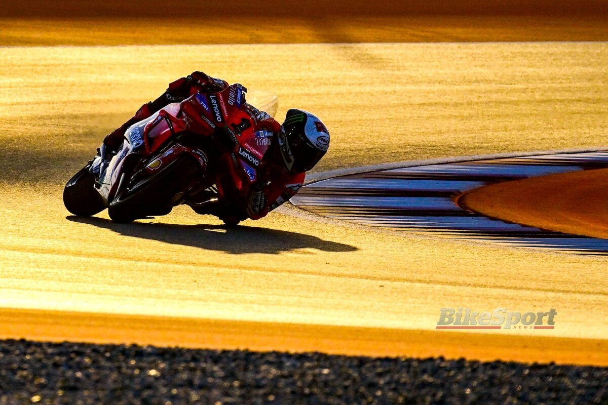 1200x800 Ducati, Aprilia light up Qatar test, Desktop