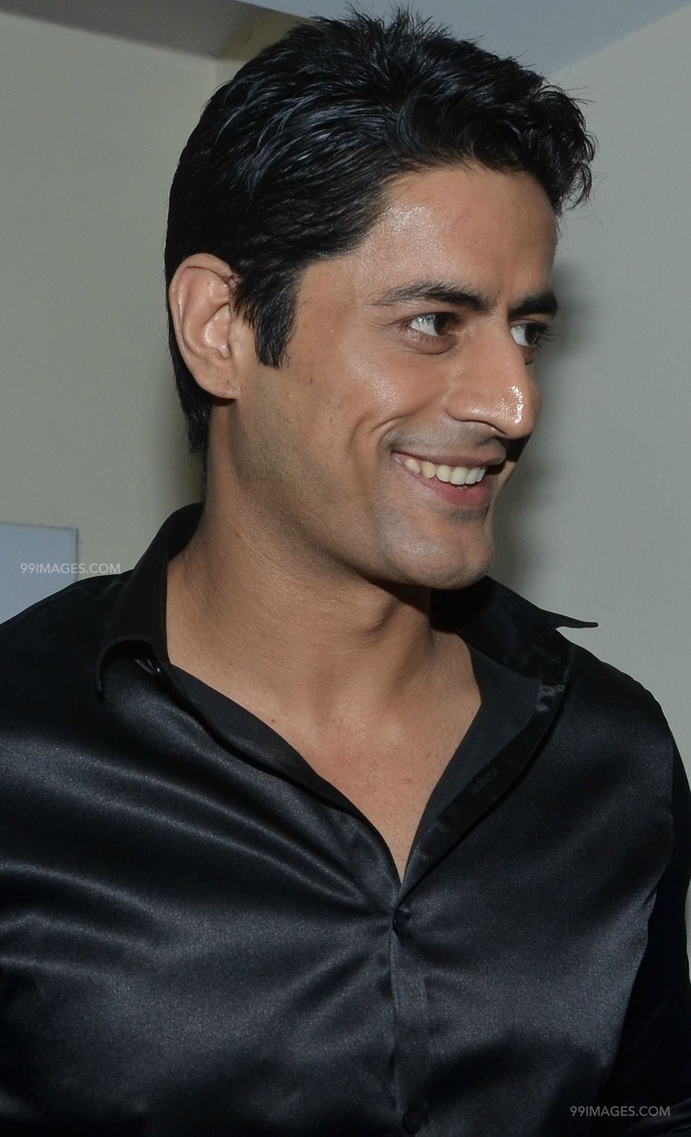 1010x1660 Mohit Raina Beautiful Photo & Mobile Wallpaper HD Android, Phone