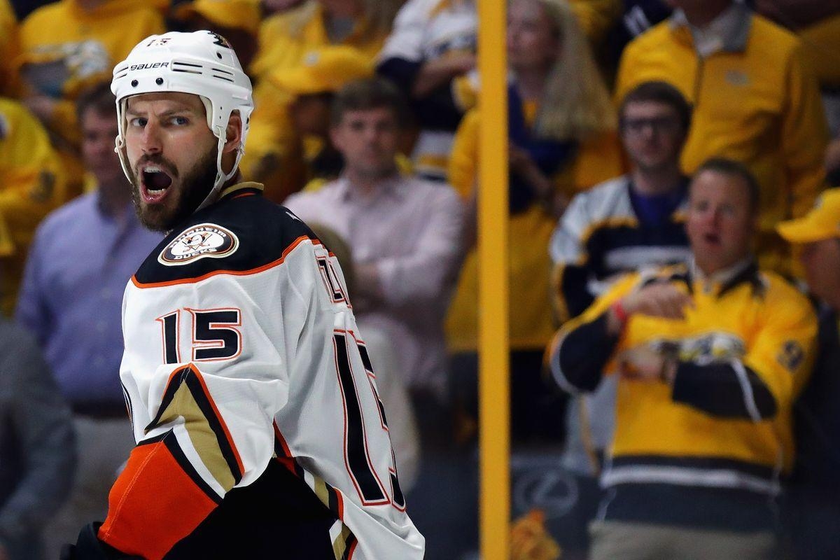 1200x800 Ducks captain Ryan Getzlaf fined $000 for using homophobic slur, Desktop