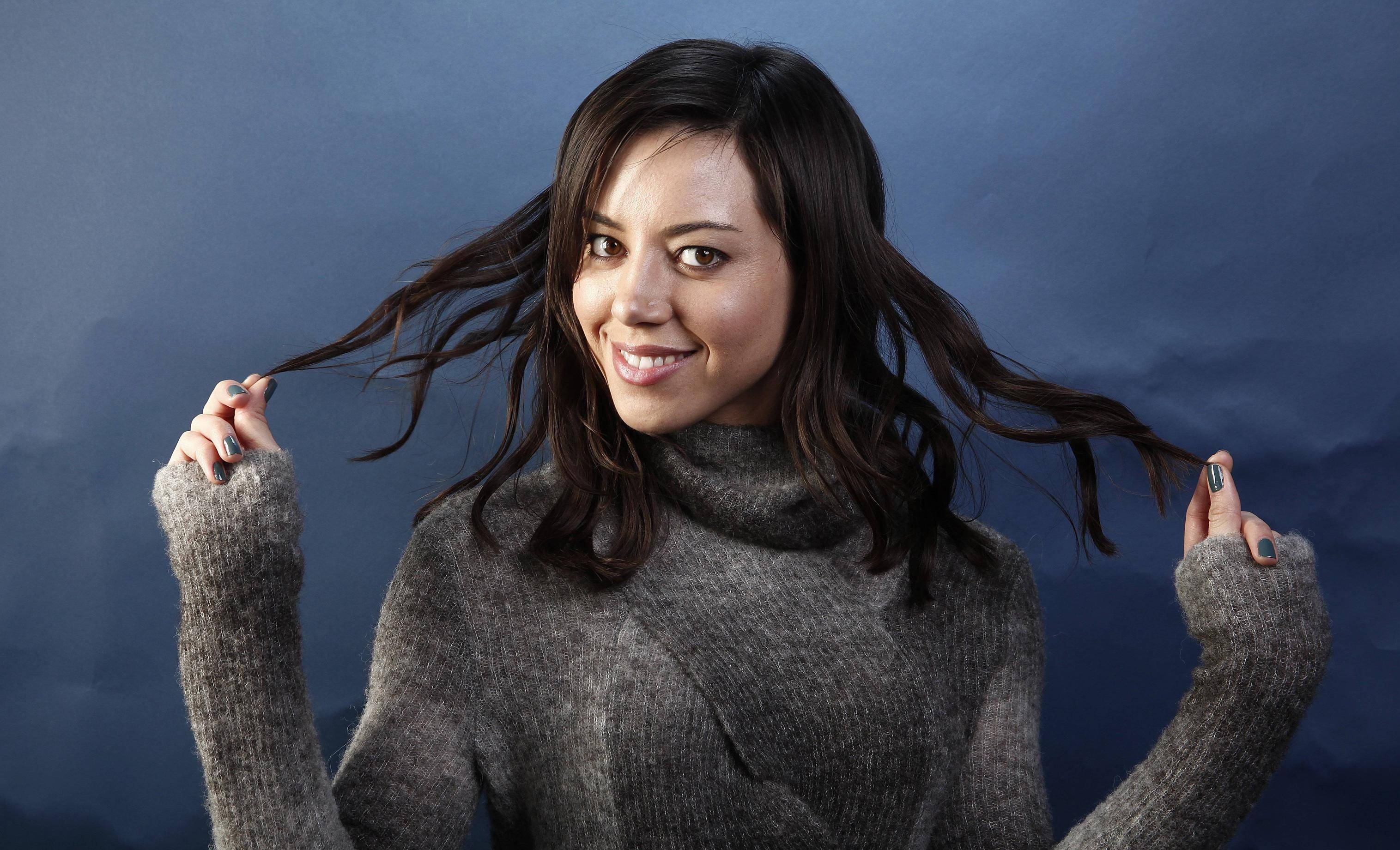 3040x1850 Aubrey Plaza HD Wallpaper, Desktop