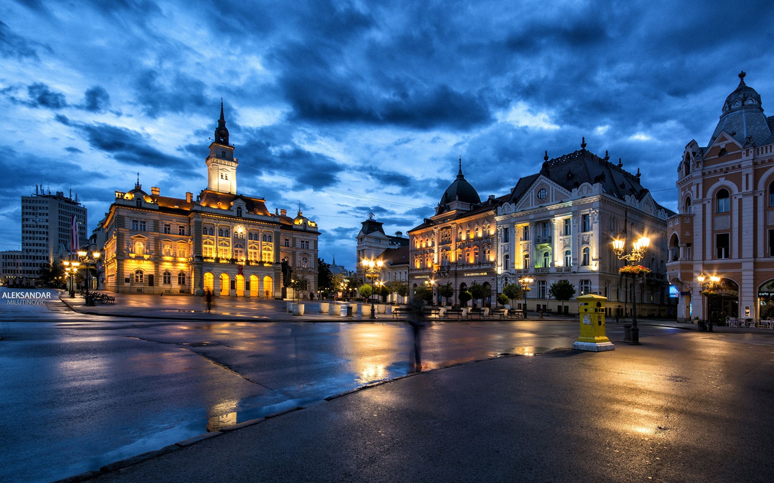 2560x1600 Desktop Wallpaper Serbia Novi Sad Street Night Street, Desktop