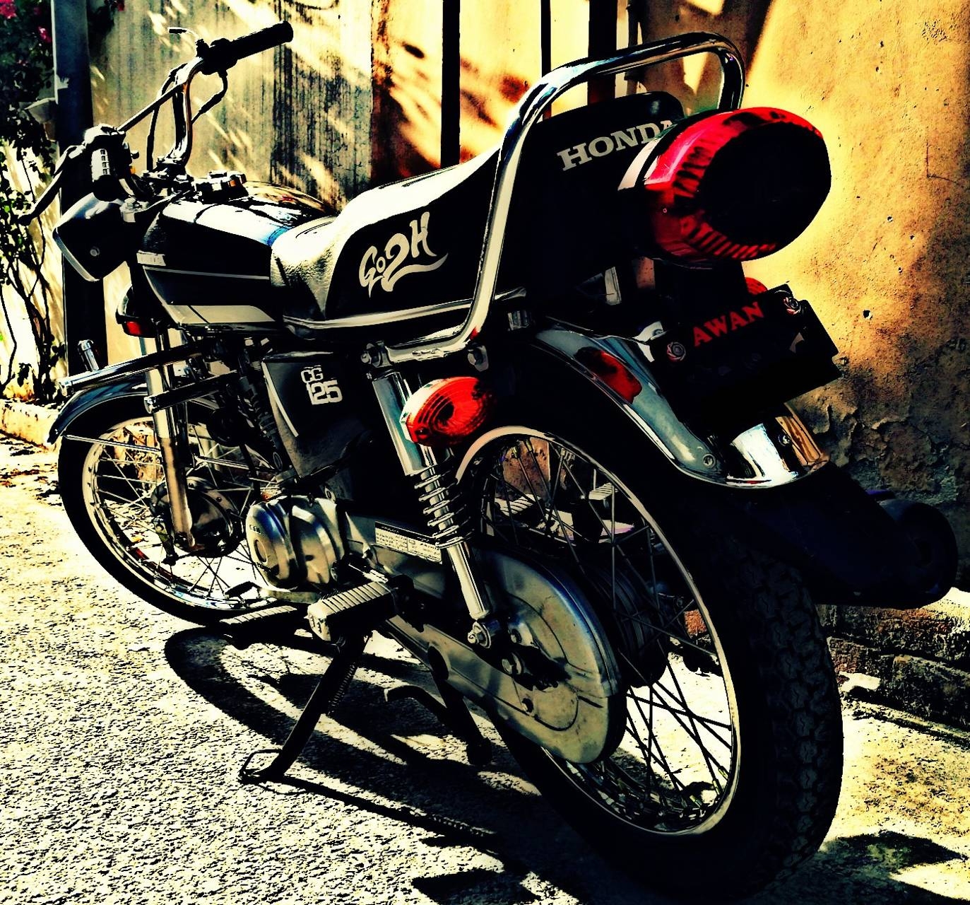 1380x1280 Honda CG 125 Wallpaper, Desktop