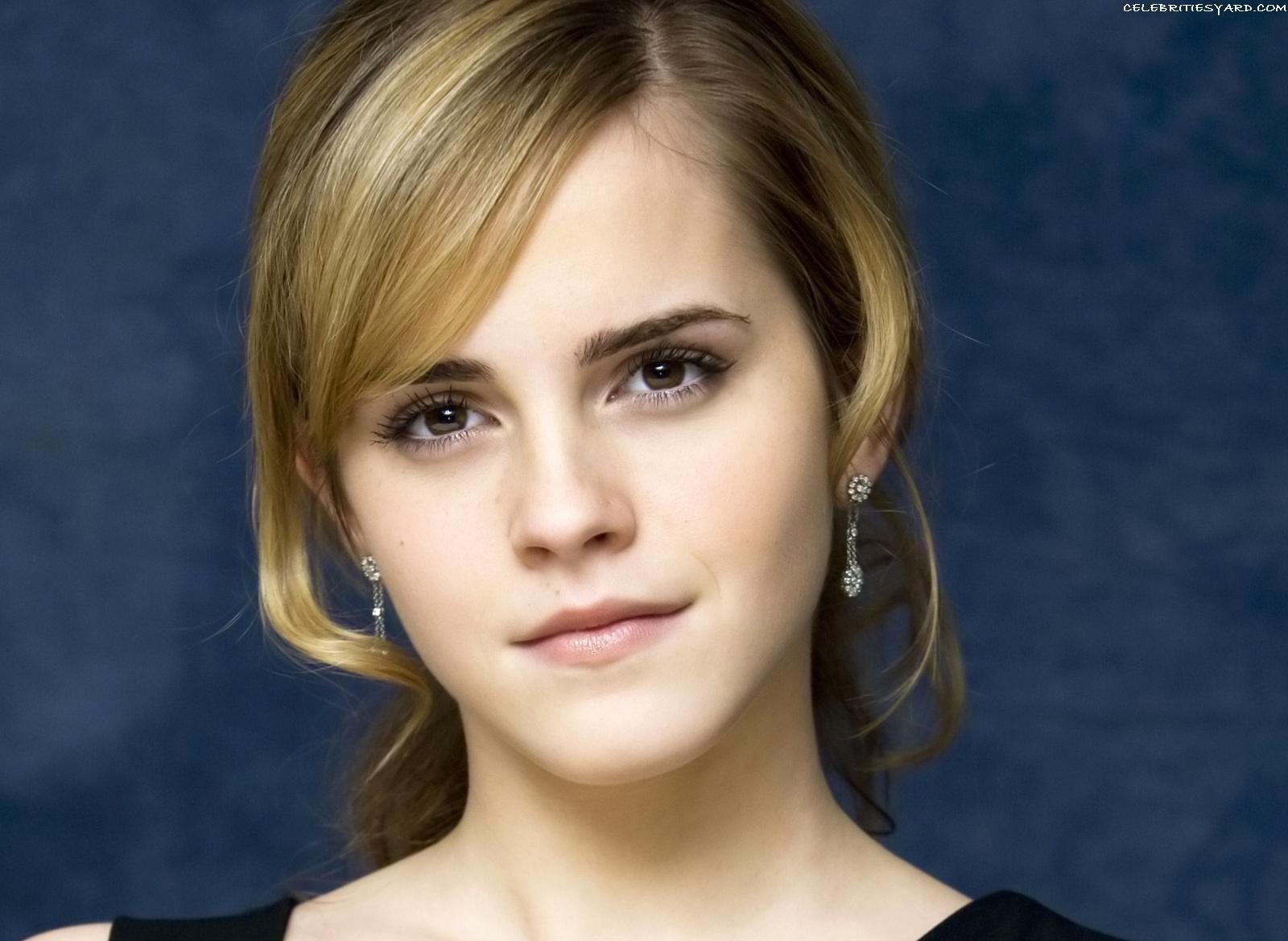 1600x1170 Emma Watson Photo and Biography. Leegly Photo And Picture, Desktop