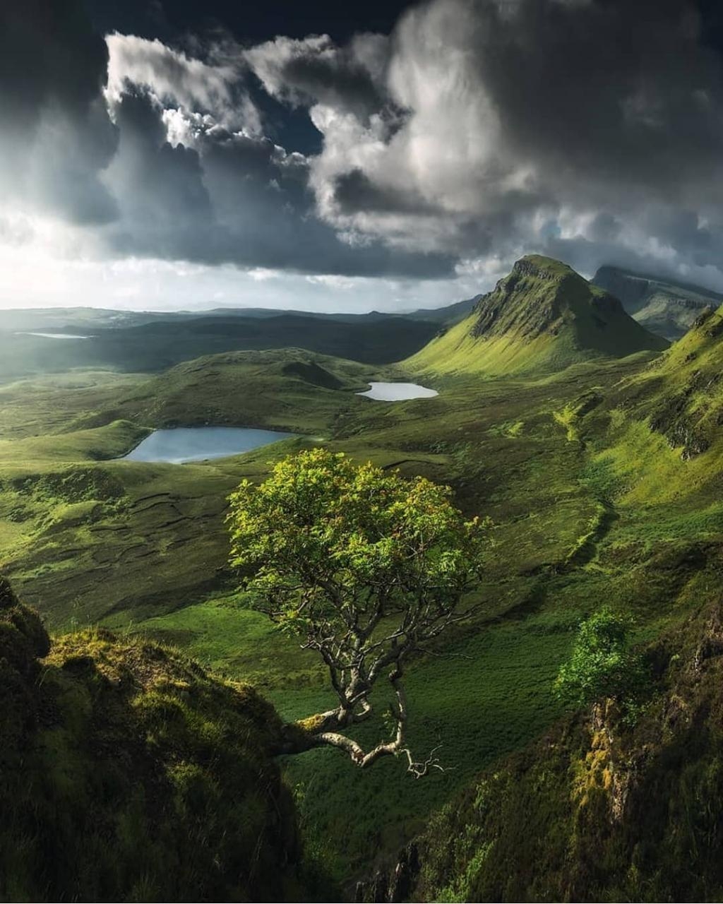1030x1280 First light hits the Scottish Highlands. Isle of Skye, Phone